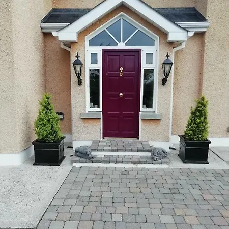 Tig Na Coille Country House Hétvégi ház *