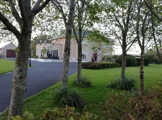 Tig Na Coille Country House