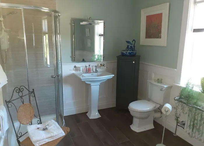 Tig Na Coille Country House *